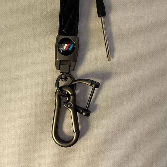 BMW Motorsports logo Key Fob Keychain in Black Leather NWT - Picture 2 of 5
